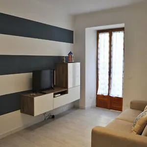 https://nibea-suite.hotelitalianriviera.com