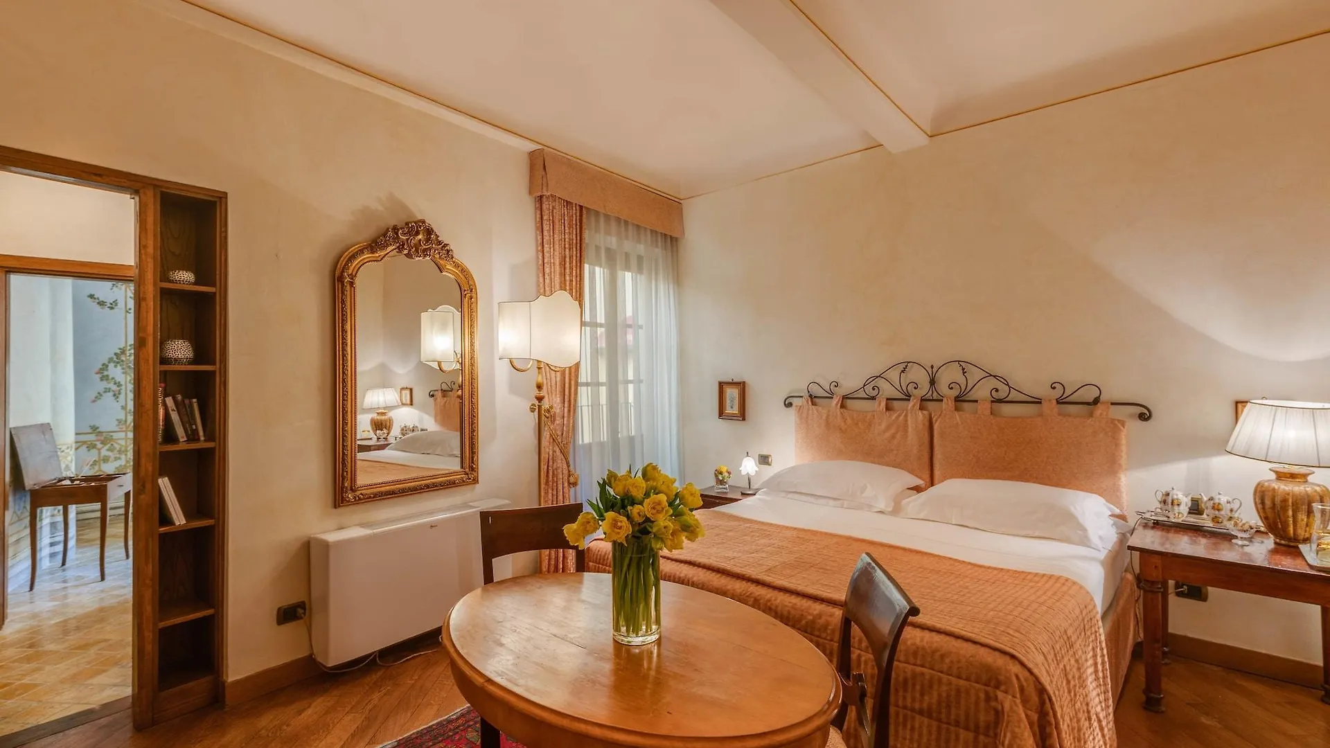 ** Couette-café Bed and Breakfast Residenza D'Epoca In Piazza Della Signoria à Florence Italie